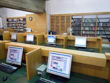 справочно-библиографический отдел Бейт-Ариеля в Израиле